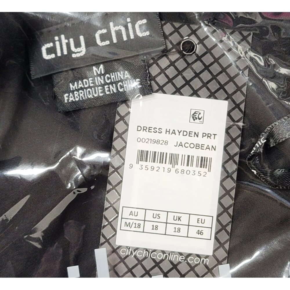 NWT City Chic Black Floral Pleated Faux Wrap Mini Dress 18 - Picture 11 of 12